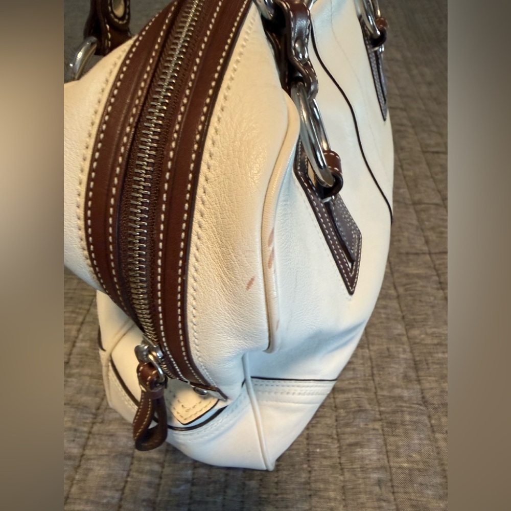 COACH Tote Satchel White large SOHO Brown trim. Dust Bag & Hang Tag. - Picture 7 of 12
